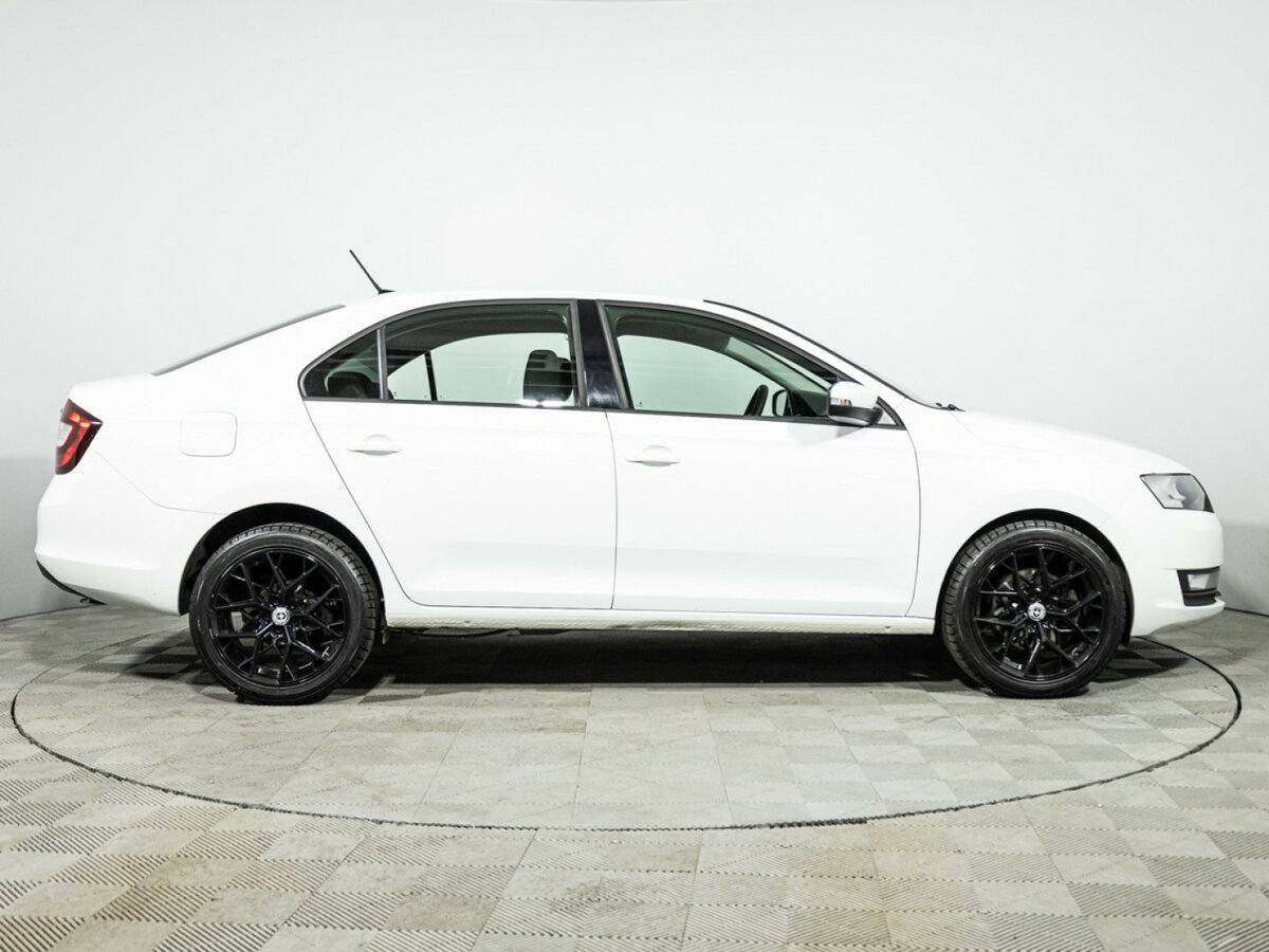Skoda Rapid б/у, 2019, Автоматическая. Фото: #3