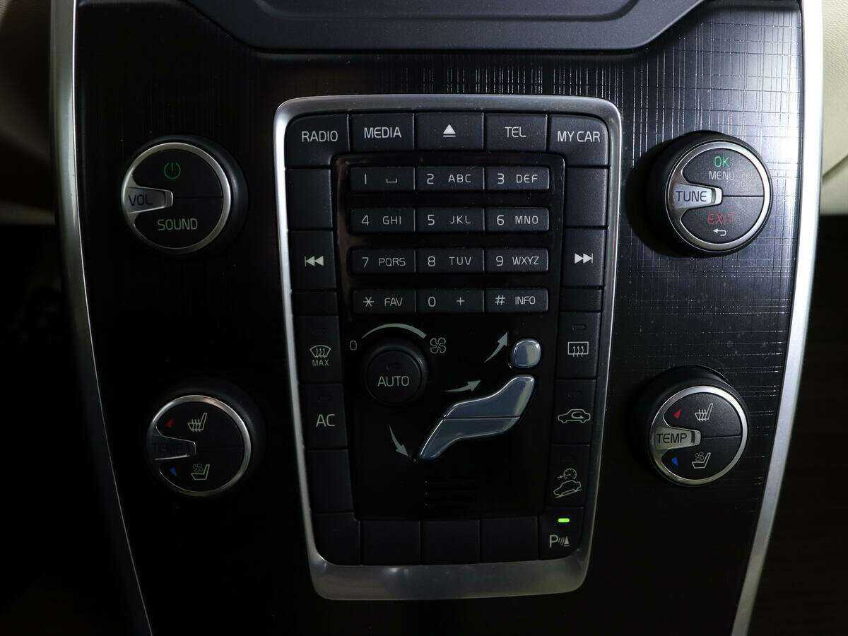 Volvo XC70 б/у, 2012, Автоматическая. Фото: #18