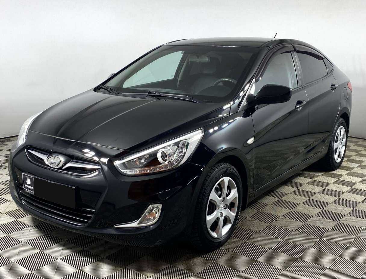 Hyundai Solaris б/у, 2013, Механическая. Фото: #0