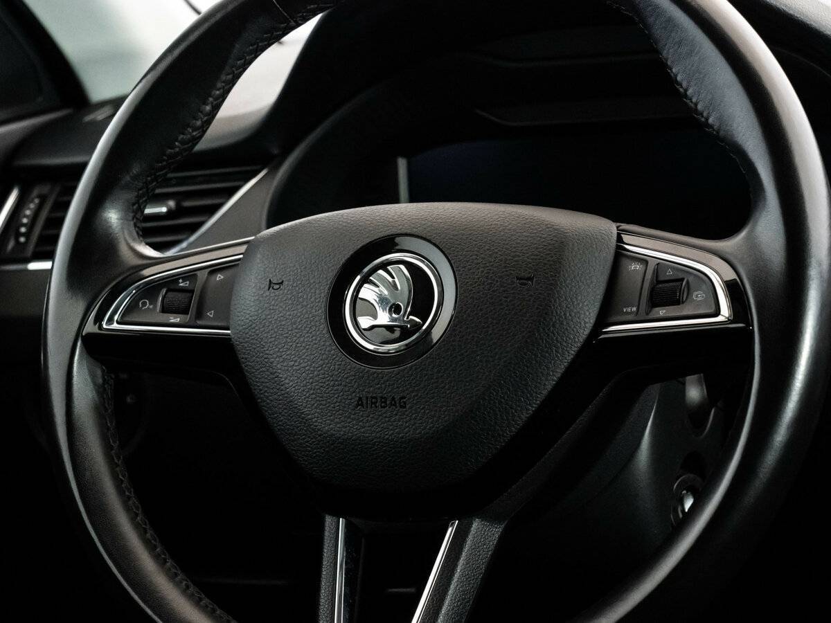 Skoda Octavia б/у, 2019, Роботизированная. Фото: #12