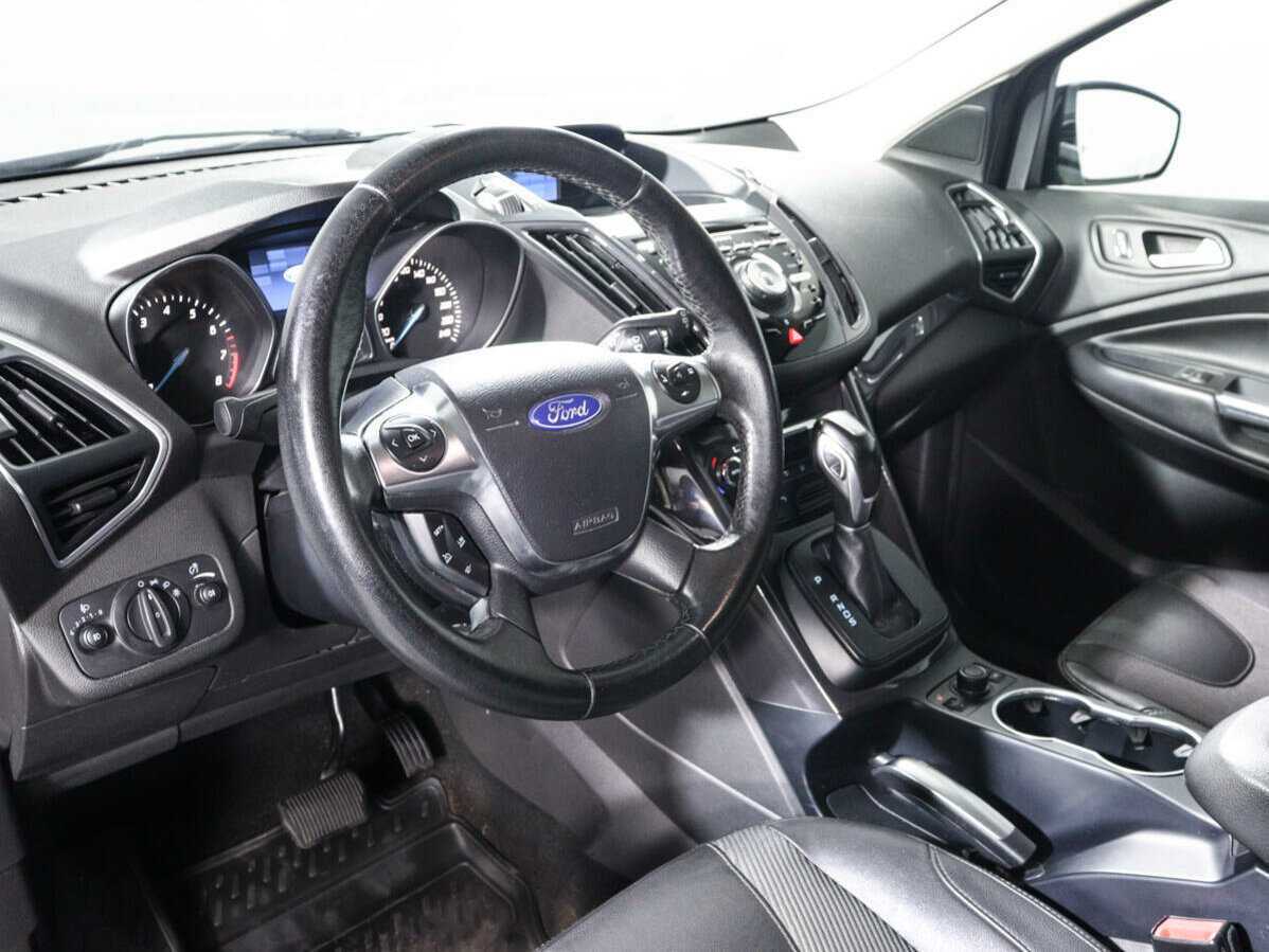 Ford Kuga б/у, 2013, Автоматическая. Фото: #12