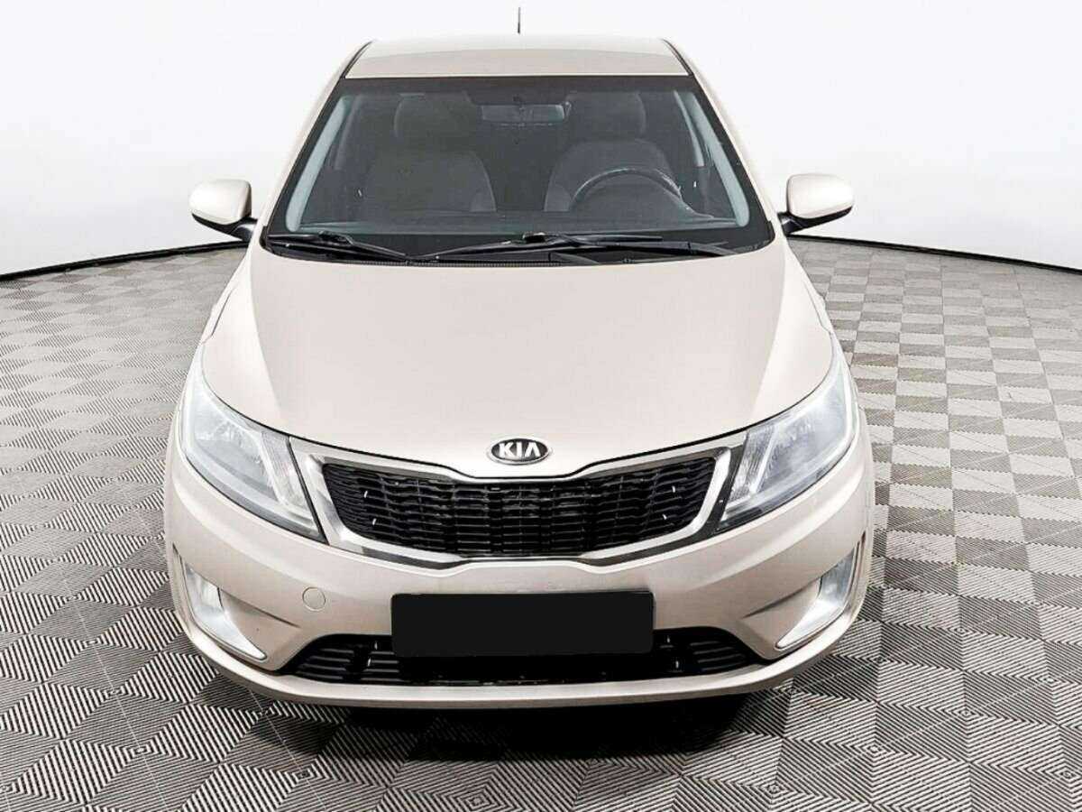Kia Rio б/у, 2013, Механическая. Фото: #1