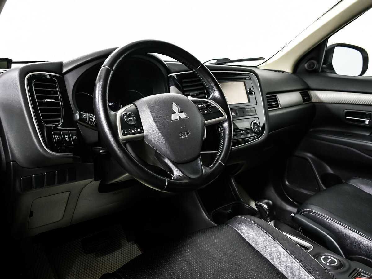 Mitsubishi Outlander б/у, 2015, Вариатор. Фото: #11
