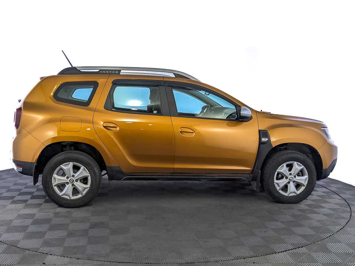 Renault Duster б/у, 2021, Механическая. Фото: #3