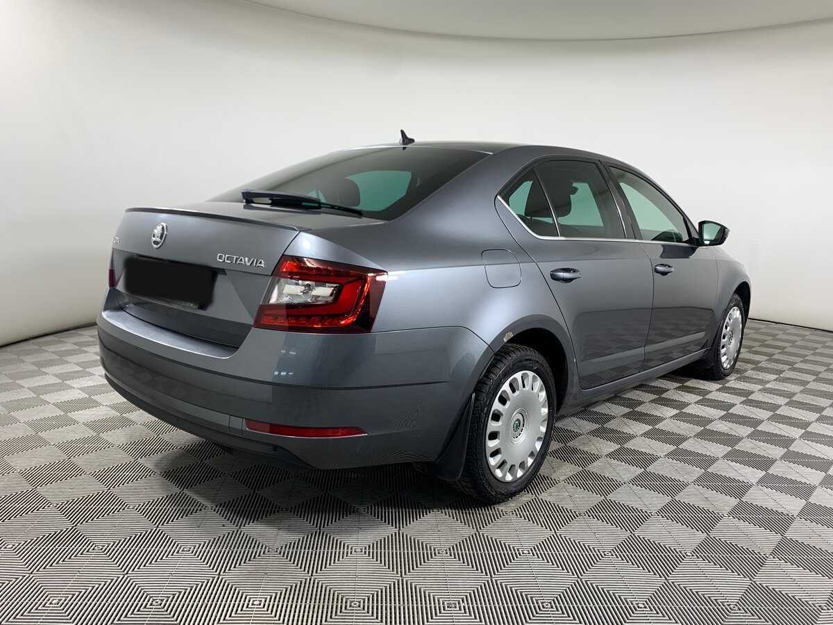 Skoda Octavia б/у, 2018, Механическая. Фото: #4