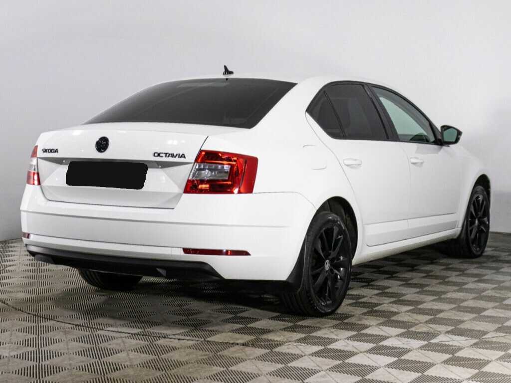 Skoda Octavia б/у, 2018, Механическая. Фото: #4