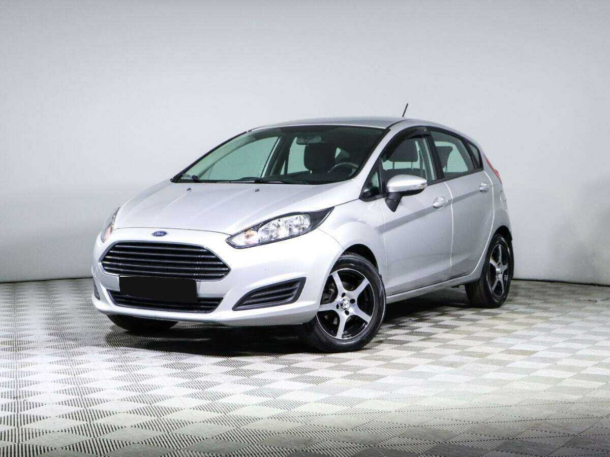 Ford Fiesta б/у, 2017, Роботизированная. Посмотреть фото