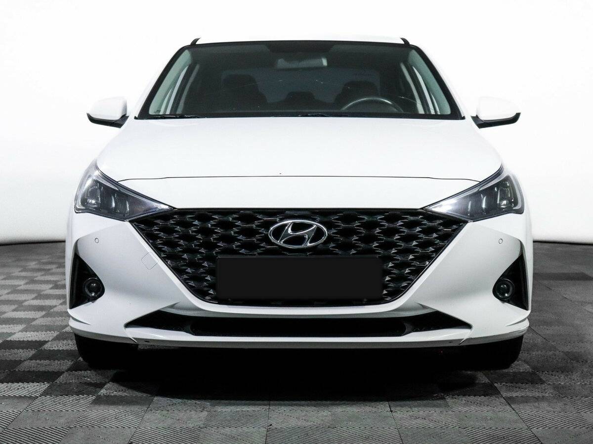 Hyundai Solaris б/у, 2021, Автоматическая. Фото: #1