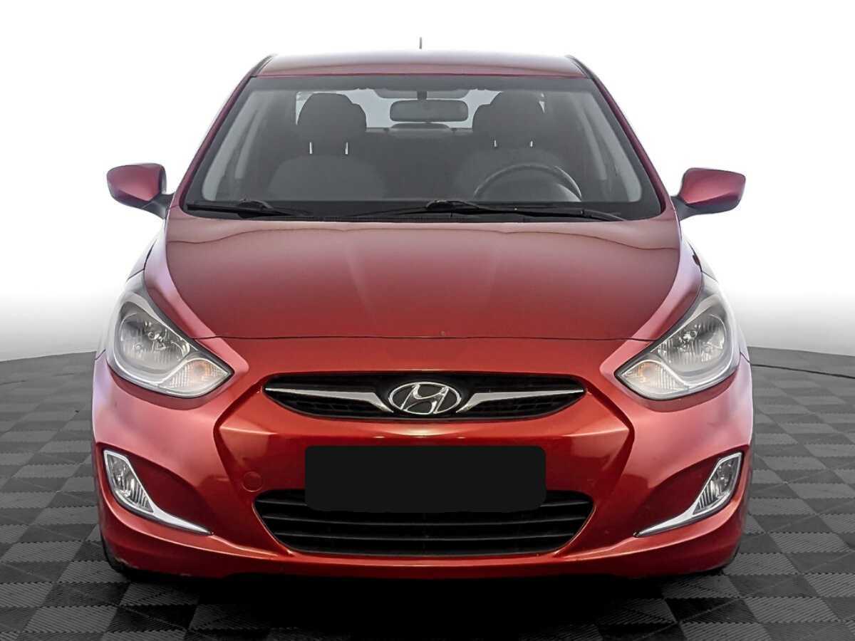 Hyundai Solaris б/у, 2012, Механическая. Фото: #1