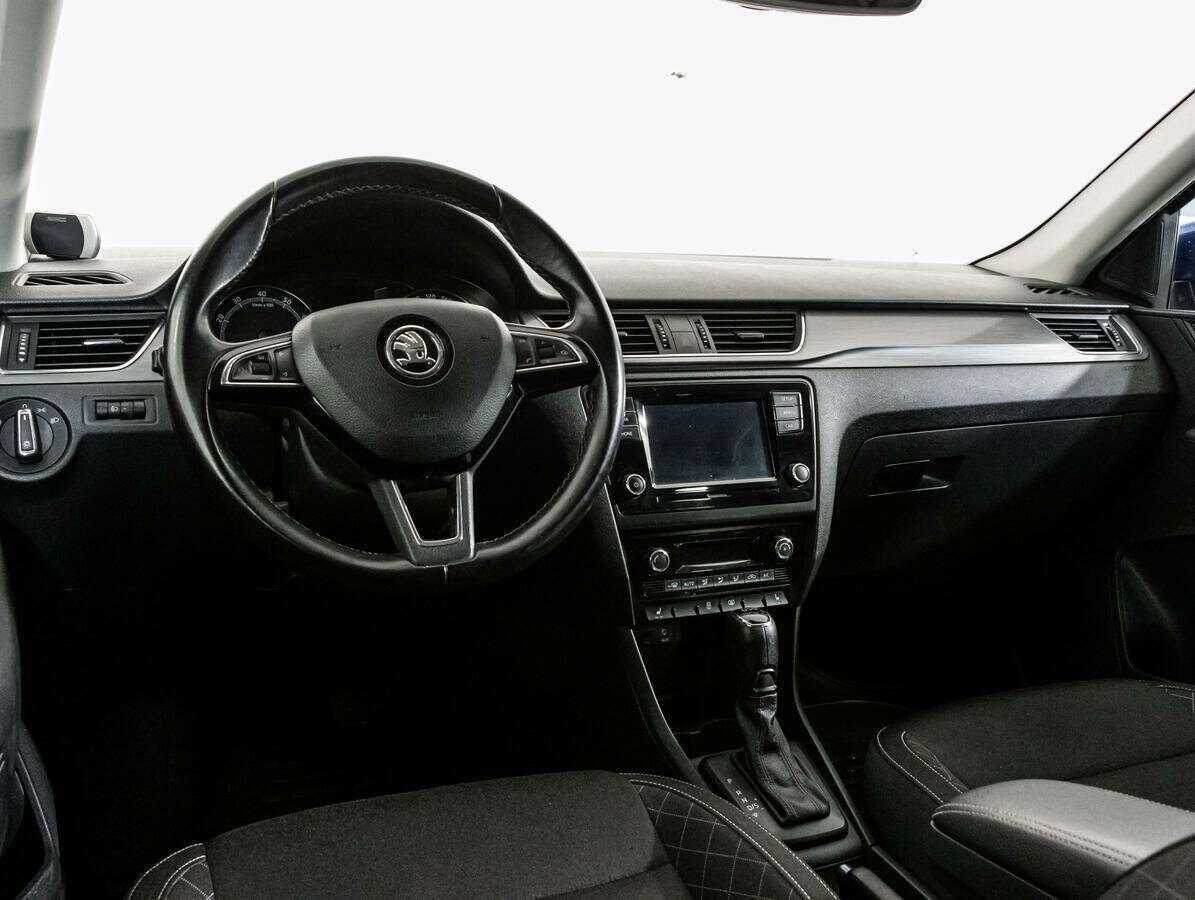 Skoda Rapid б/у, 2017, Роботизированная. Фото: #9