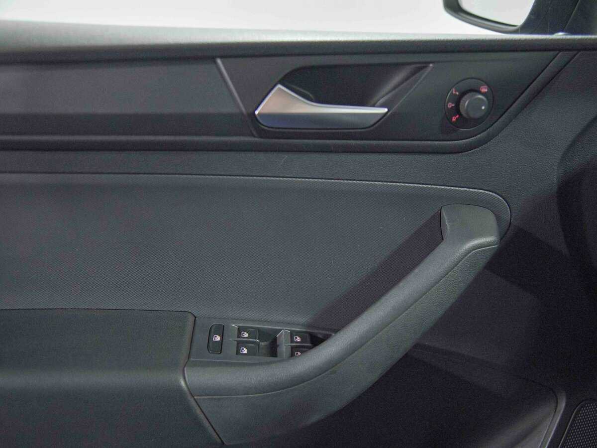 Volkswagen Polo б/у, 2020, Автоматическая. Фото: #10