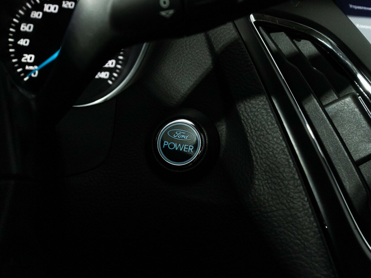 Ford Focus б/у, 2012, Механическая. Фото: #15