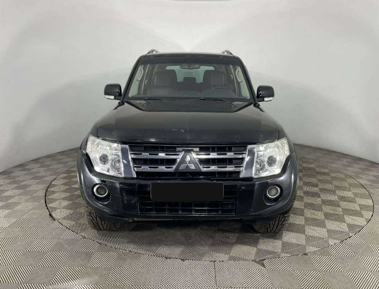 Mitsubishi Pajero б/у, 2012, Автоматическая. Фото: #1