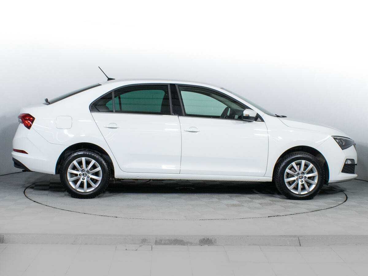 Skoda Rapid б/у, 2021, Автоматическая. Фото: #3