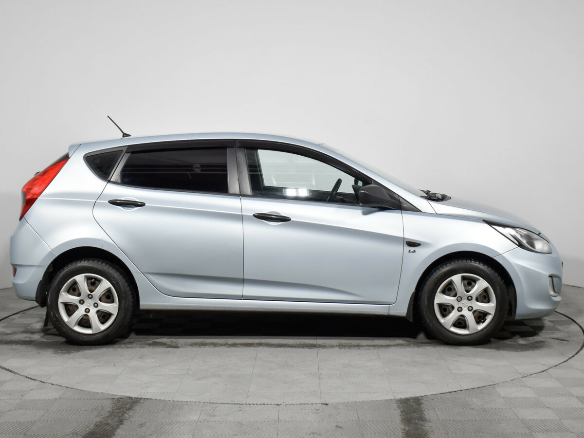 Hyundai Solaris б/у, 2014, Механическая. Фото: #3