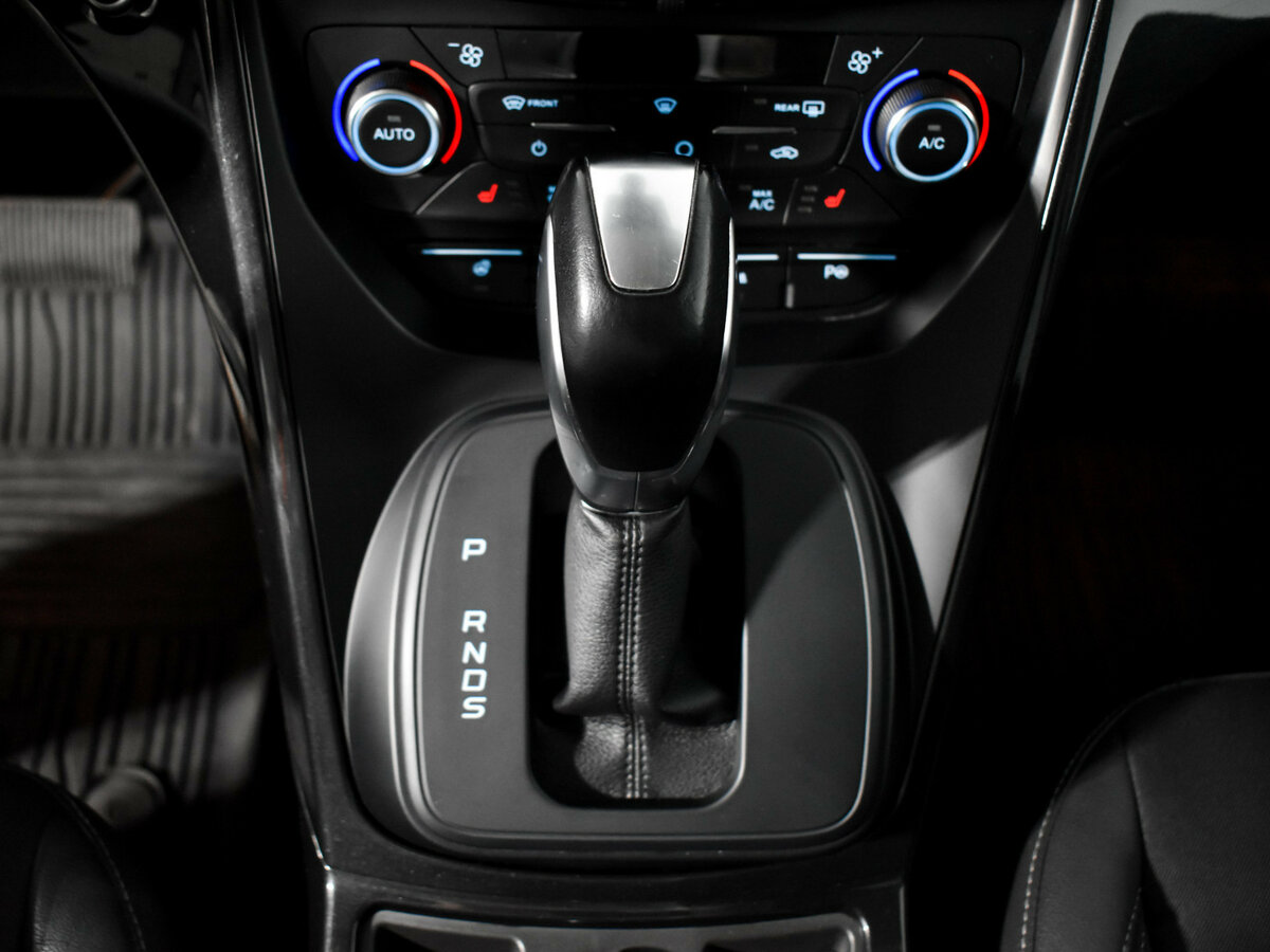 Ford Kuga б/у, 2017, Автоматическая. Фото: #8