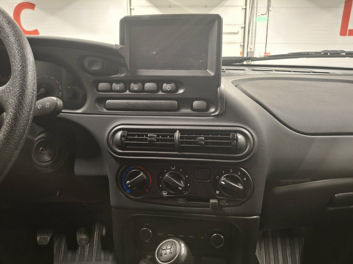 Lada (ВАЗ) Niva Travel б/у, 2023, Механическая. Фото: #11