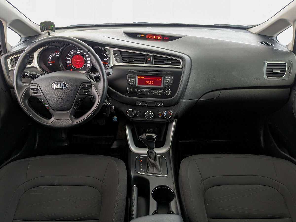 Kia Ceed б/у, 2017, Автоматическая. Фото: #9