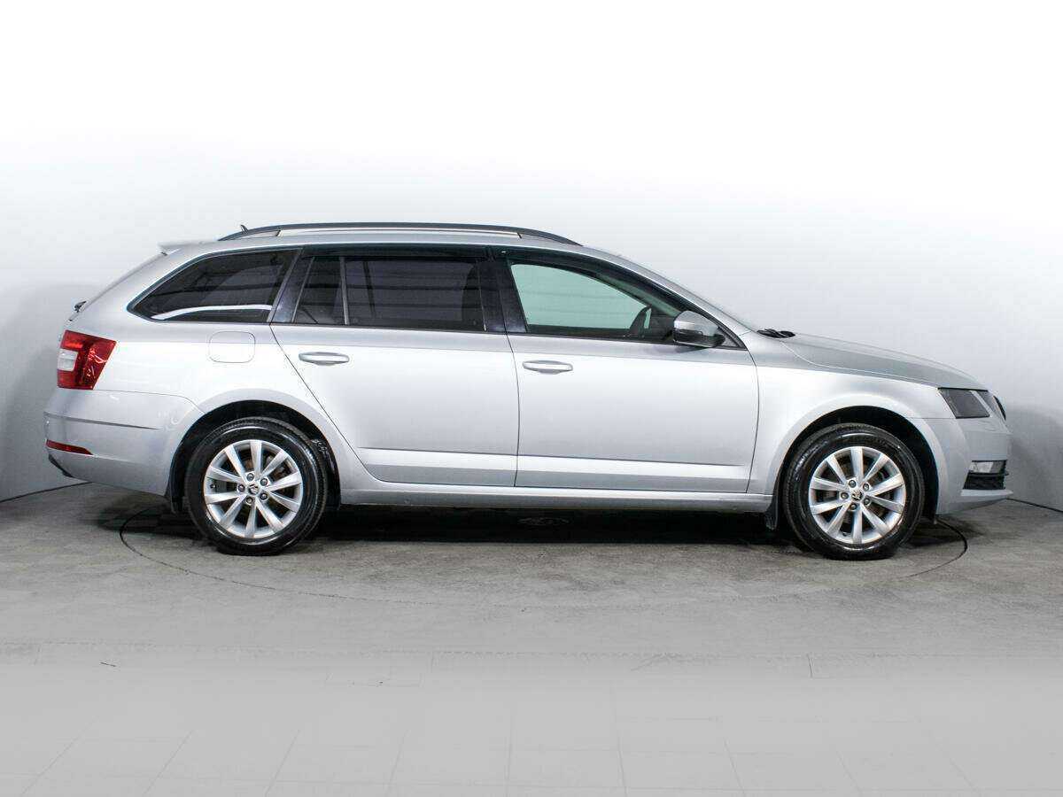 Skoda Octavia б/у, 2018, Автоматическая. Фото: #3