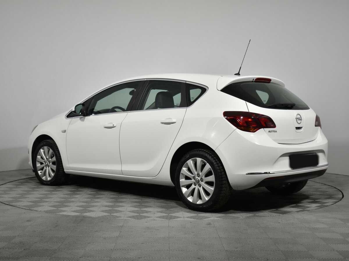 Opel Astra б/у, 2014, Автоматическая. Фото: #5