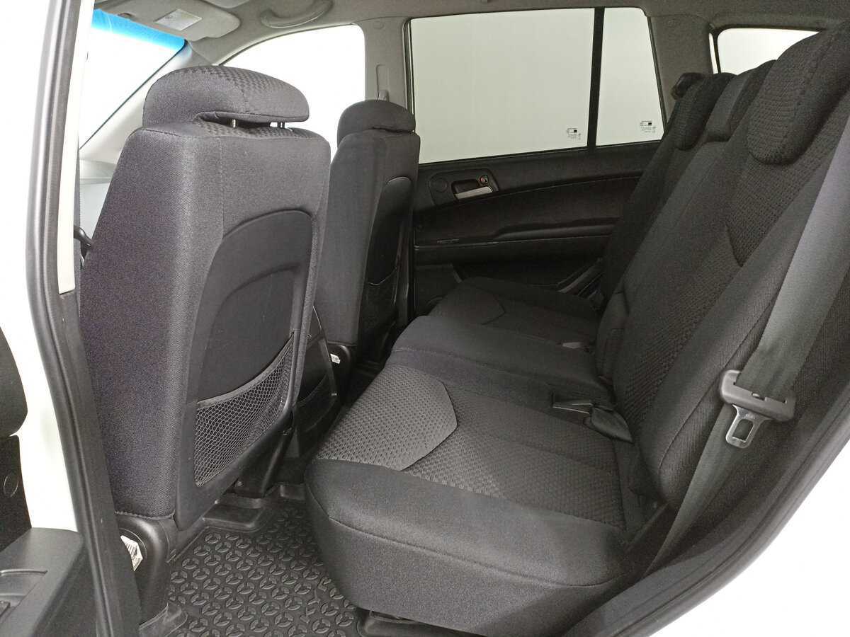 SsangYong Kyron б/у, 2013, Автоматическая. Фото: #11