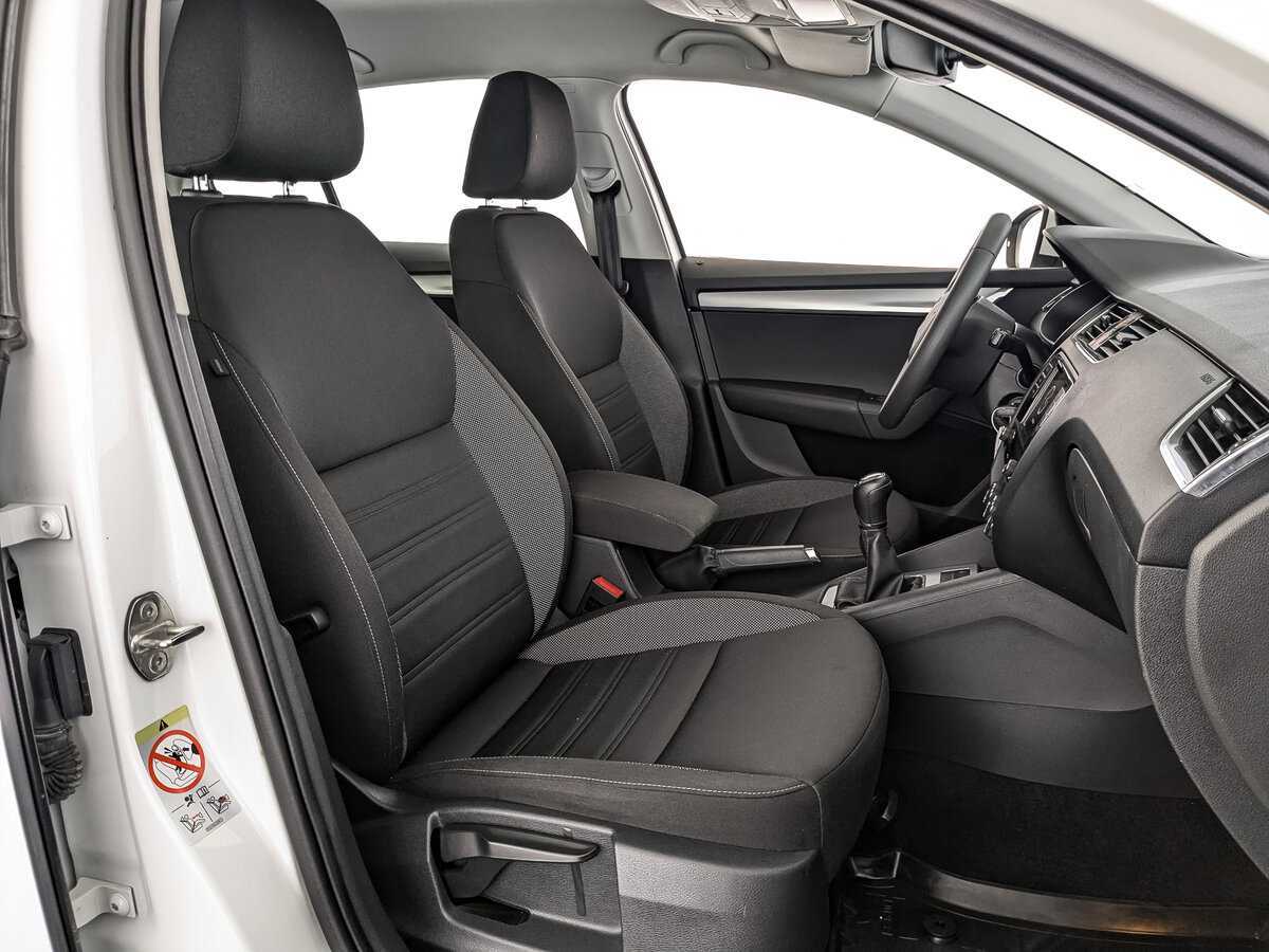 Skoda Octavia б/у, 2019, Механическая. Фото: #22