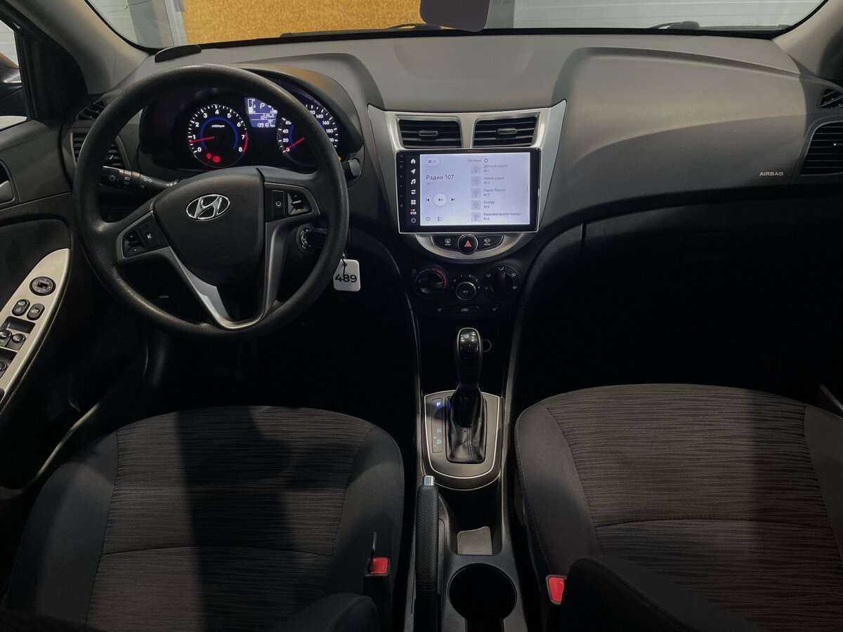 Hyundai Solaris б/у, 2015, Автоматическая. Фото: #11