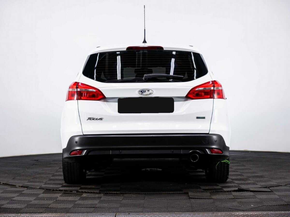 Ford Focus б/у, 2016, Автоматическая. Фото: #4