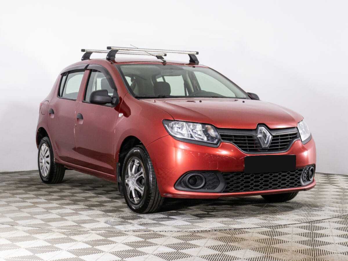 Renault Sandero б/у, 2015, Механическая. Фото: #2
