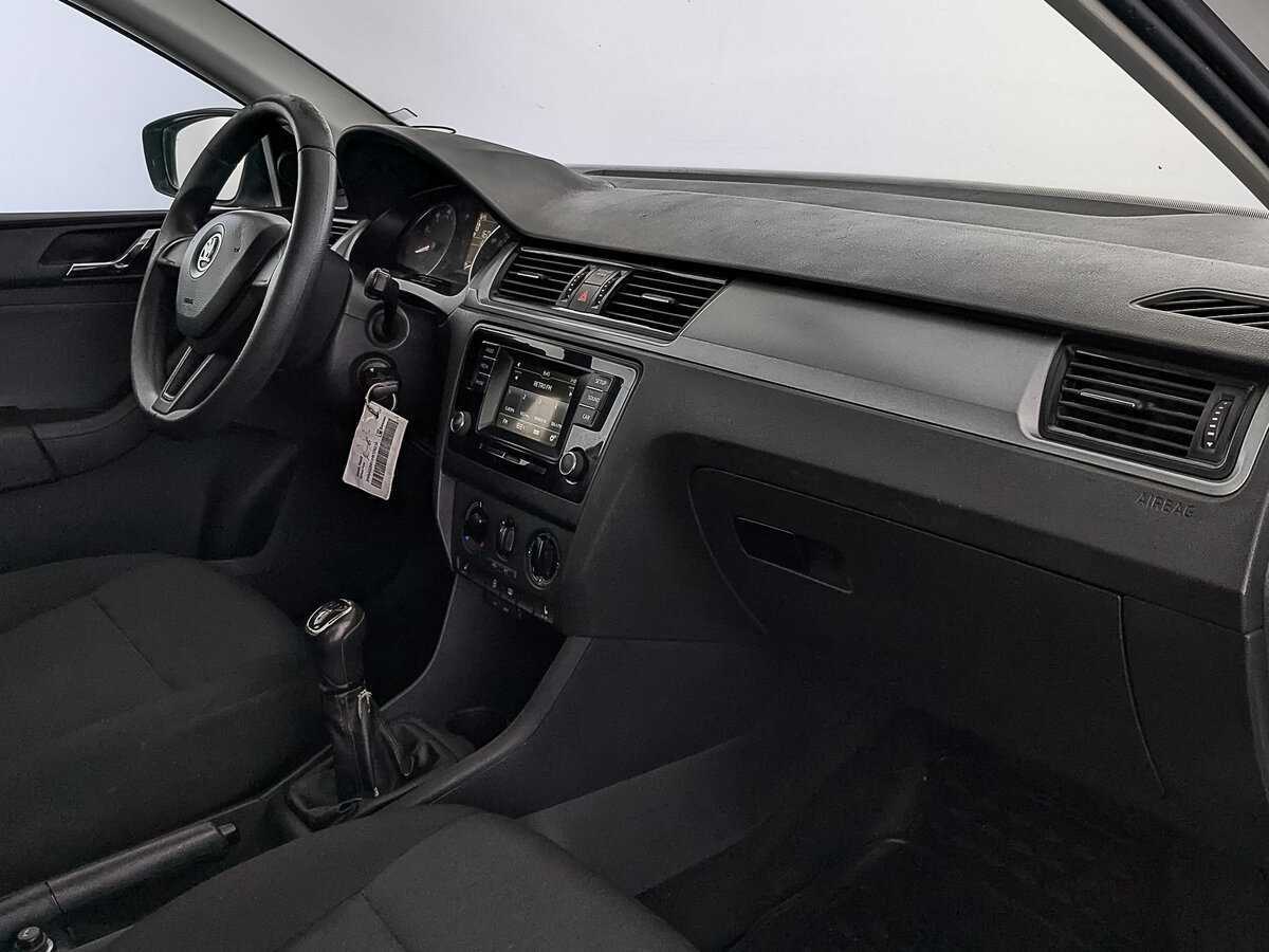 Skoda Rapid б/у, 2017, Механическая. Фото: #12