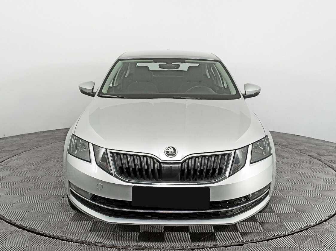 Skoda Octavia б/у, 2017, Механическая. Фото: #1