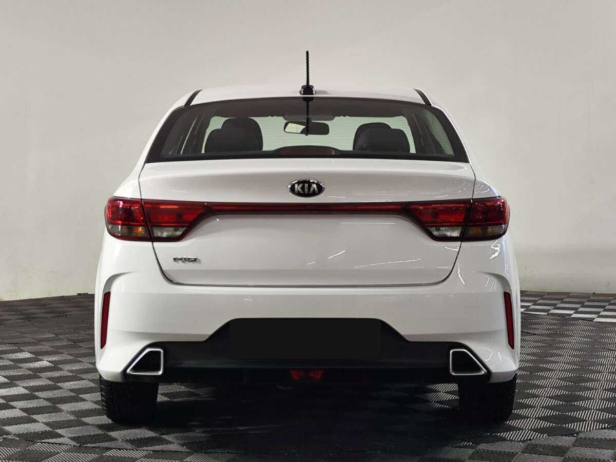 Kia Rio б/у, 2021, Автоматическая. Фото: #3