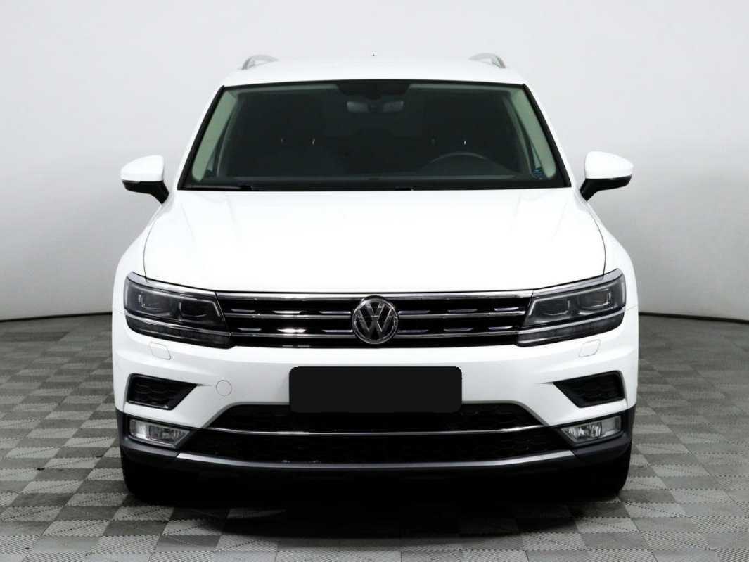 Volkswagen Tiguan б/у, 2017, Роботизированная. Фото: #1