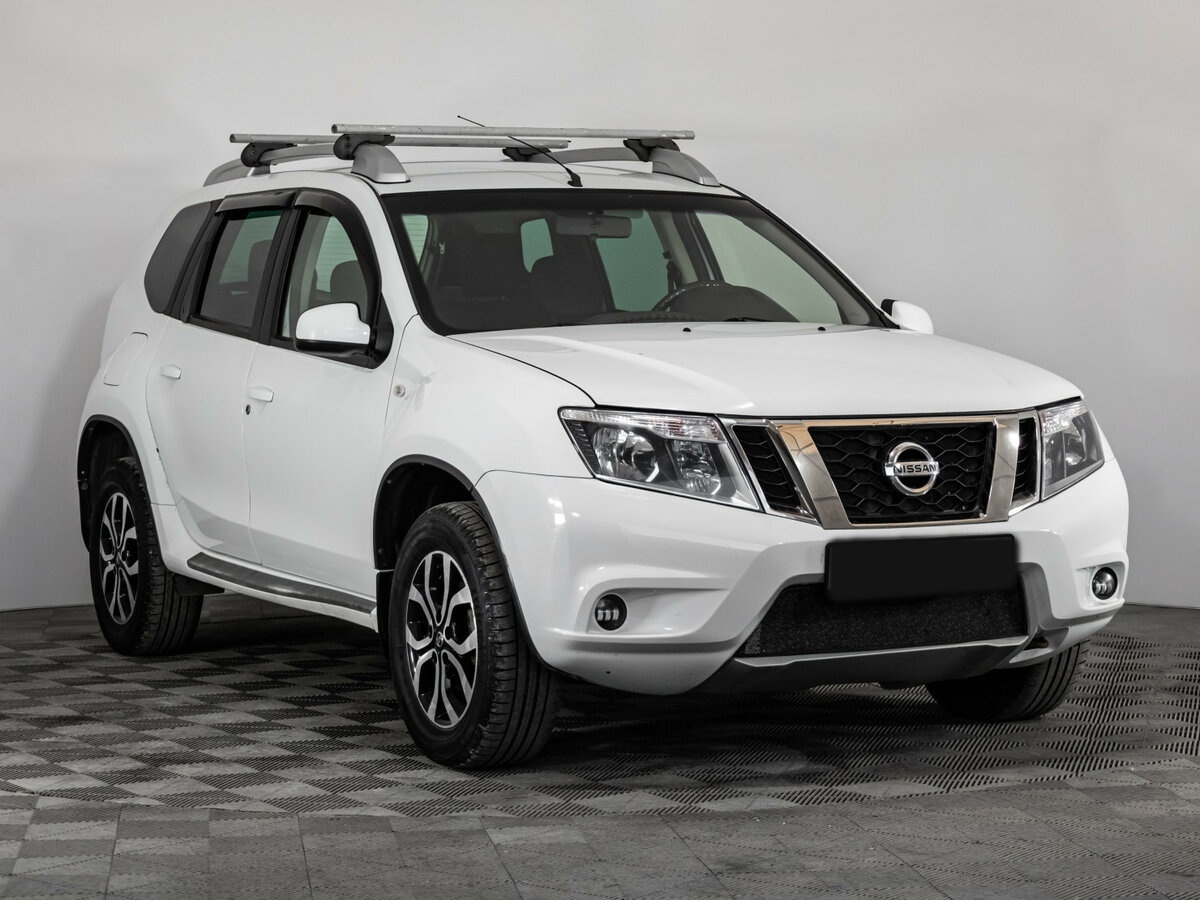 Nissan Terrano б/у, 2014, Автоматическая. Фото: #2