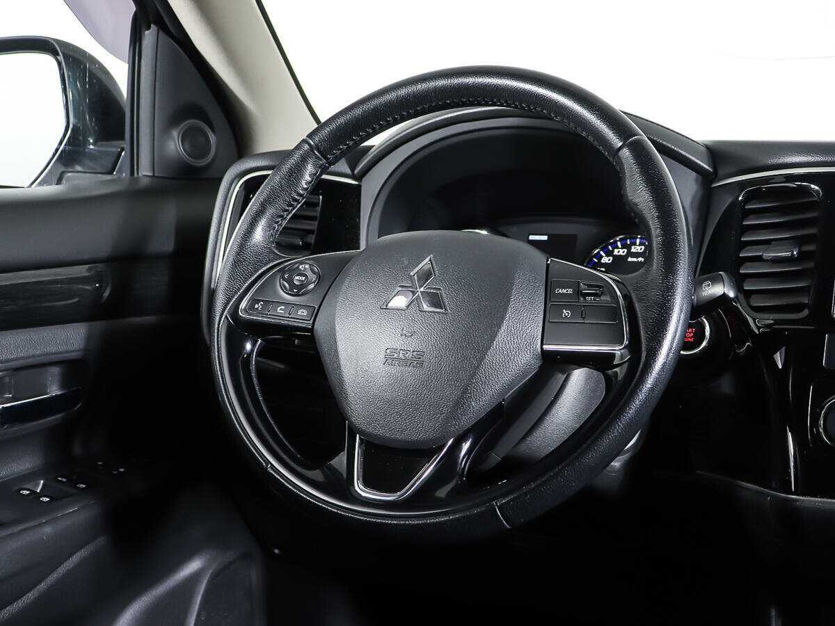 Mitsubishi Outlander б/у, 2017, Вариатор. Фото: #14