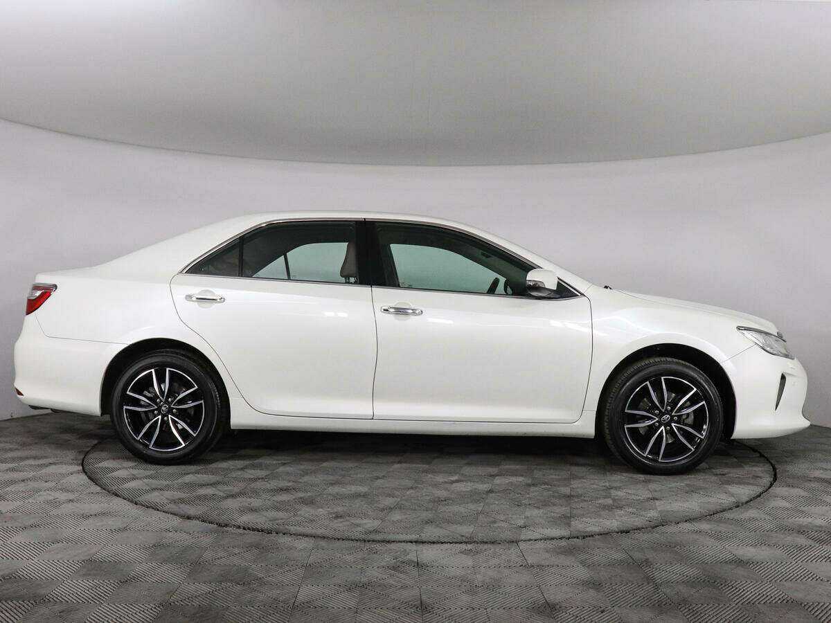 Toyota Camry б/у, 2016, Автоматическая. Фото: #3
