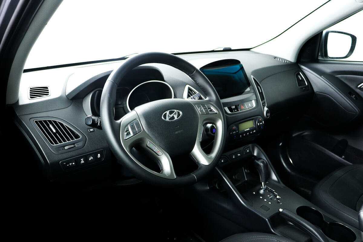 Hyundai ix35 б/у, 2012, Автоматическая. Фото: #12