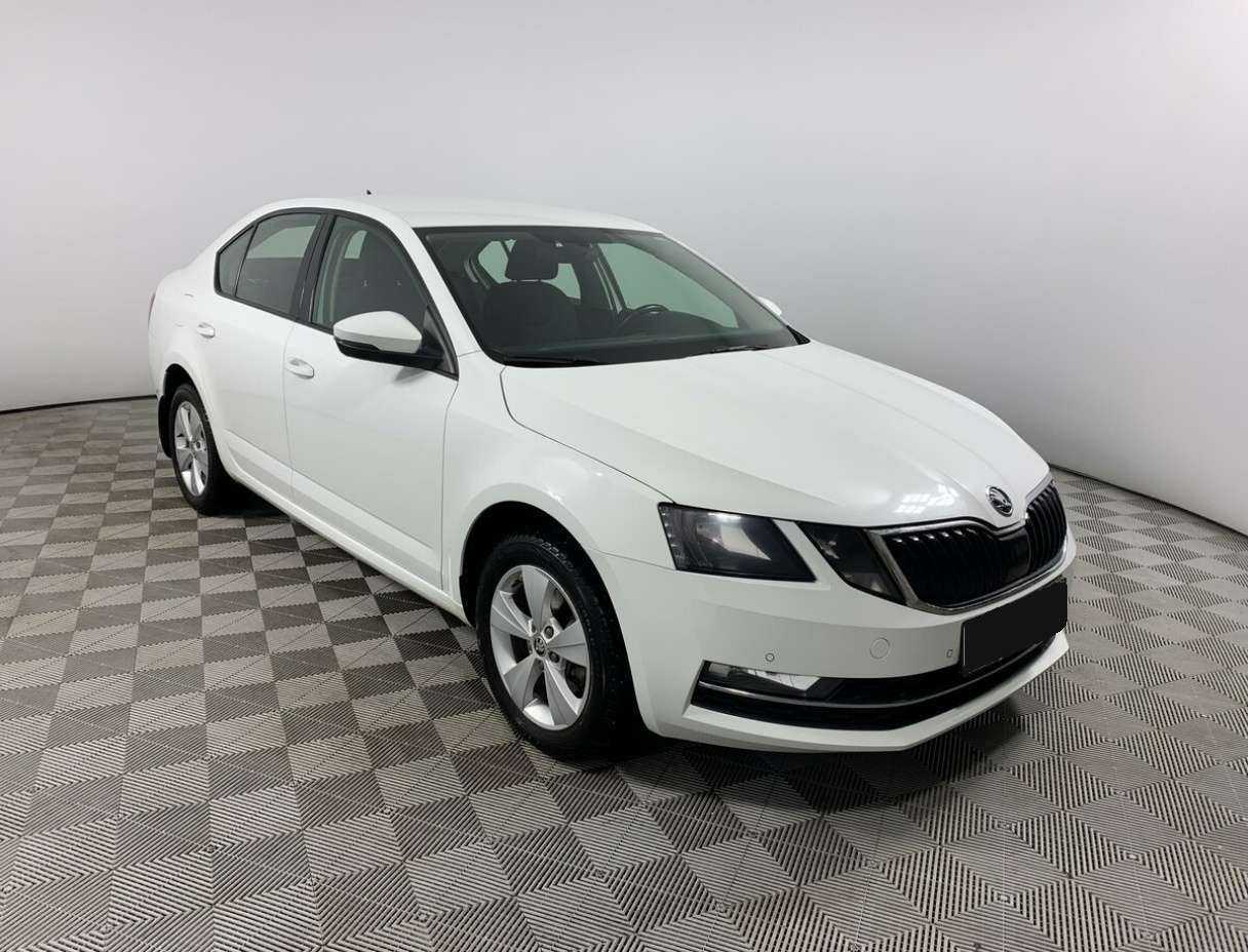 Skoda Octavia б/у, 2018, Роботизированная. Фото: #2