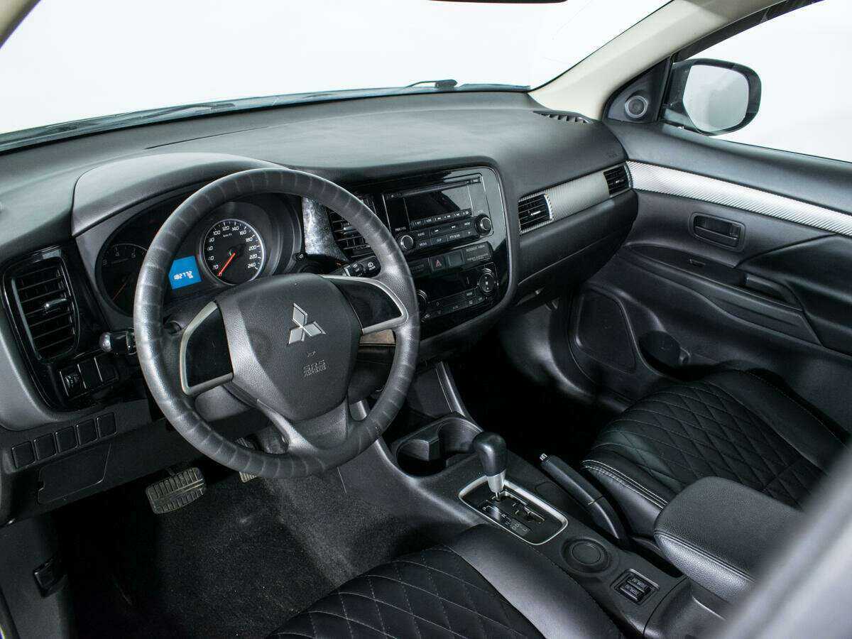 Mitsubishi Outlander б/у, 2014, Вариатор. Фото: #10
