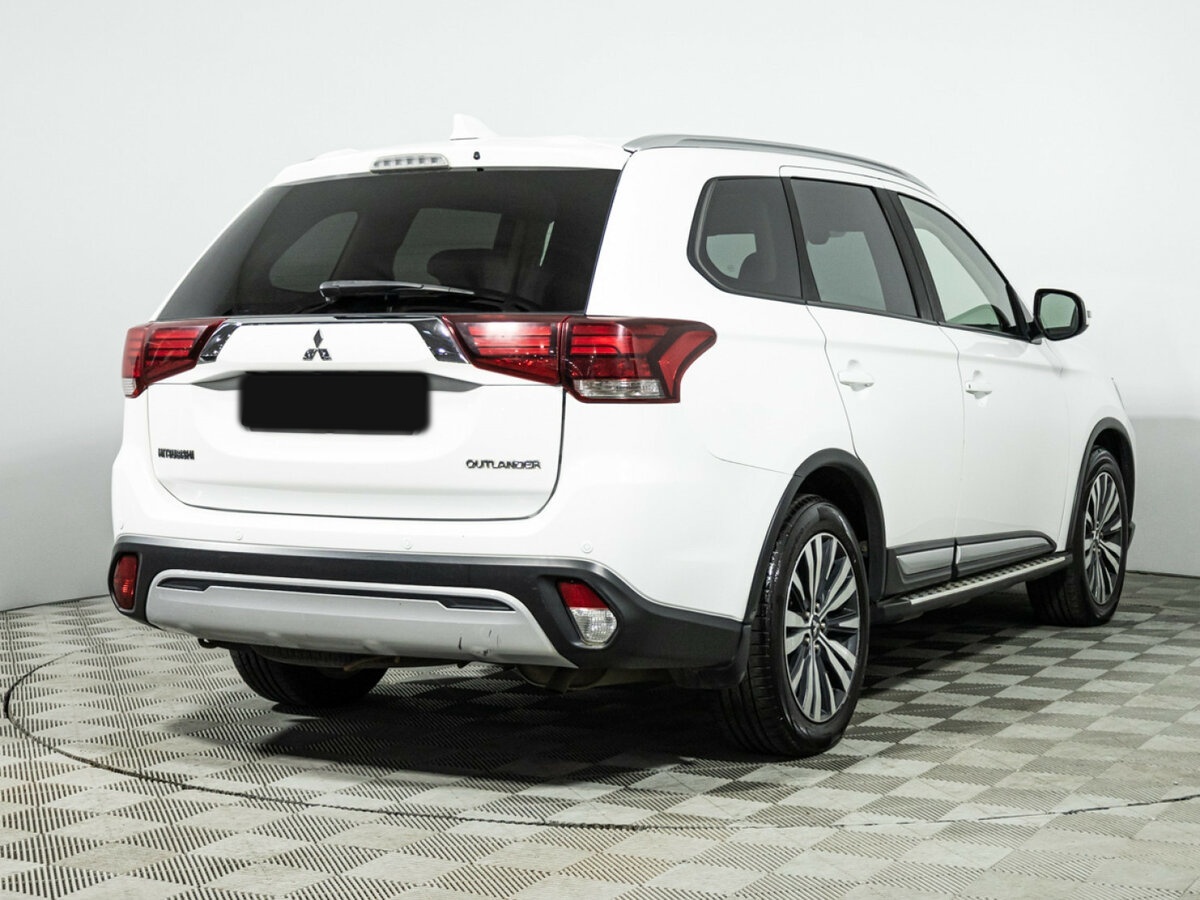 Mitsubishi Outlander б/у, 2019, Вариатор. Фото: #3