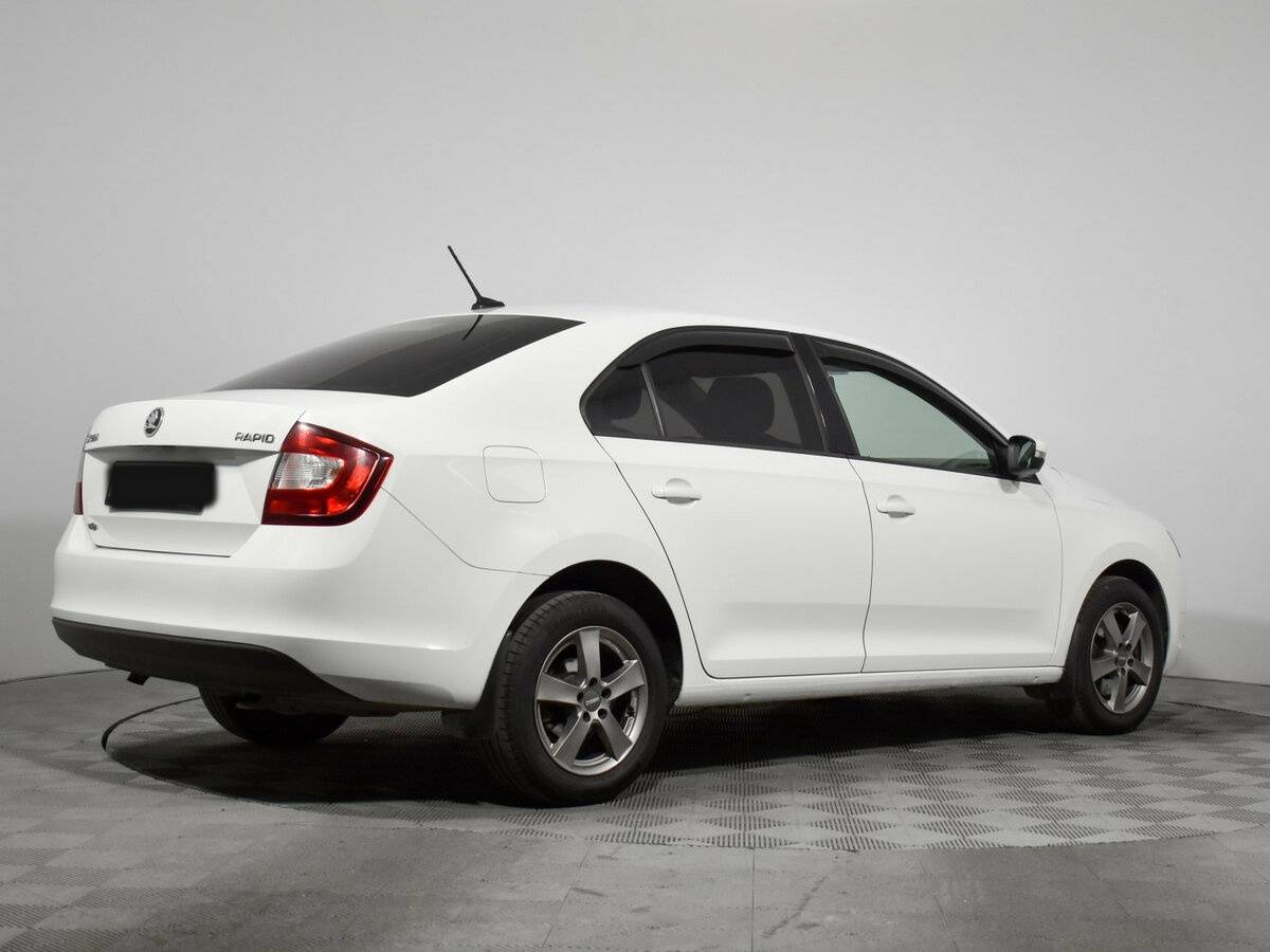 Skoda Rapid б/у, 2017, Механическая. Фото: #3