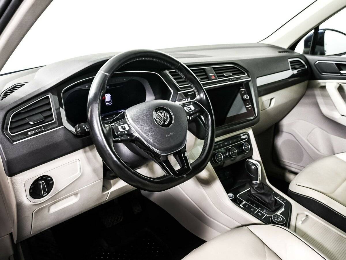 Volkswagen Tiguan б/у, 2017, Роботизированная. Фото: #12
