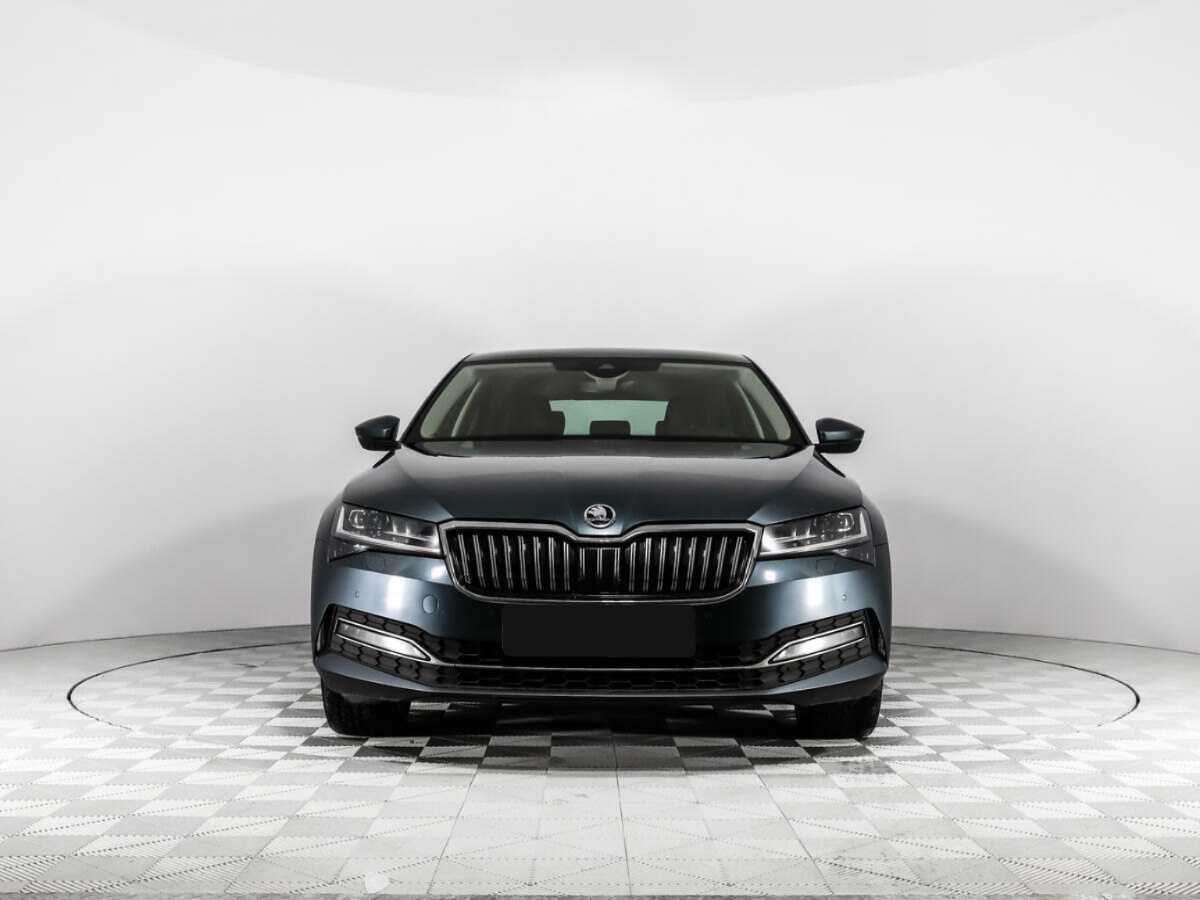 Skoda Superb б/у, 2019, Роботизированная. Фото: #1