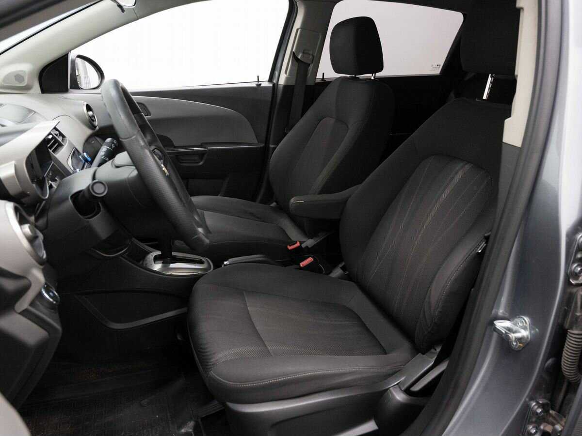 Chevrolet Aveo б/у, 2014, Автоматическая. Фото: #8