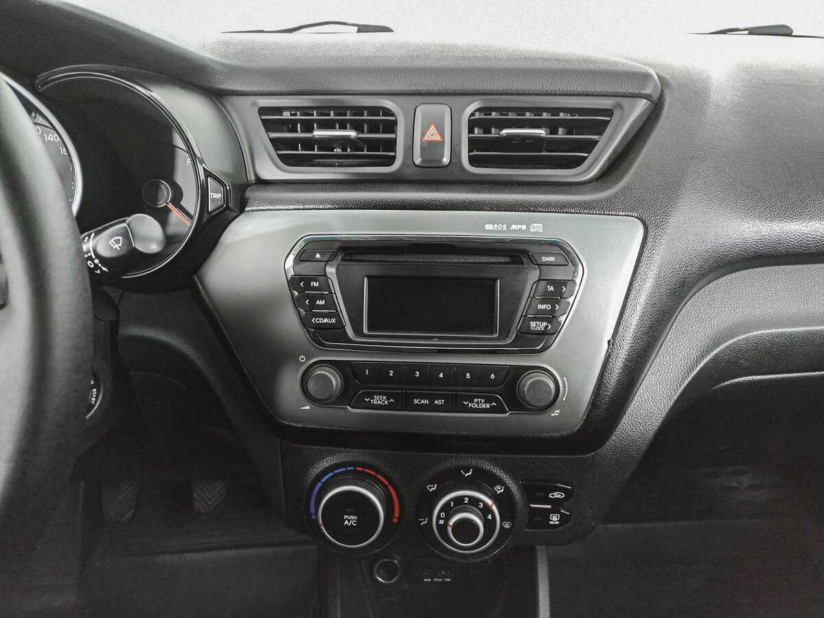 Kia Rio б/у, 2014, Механическая. Фото: #12