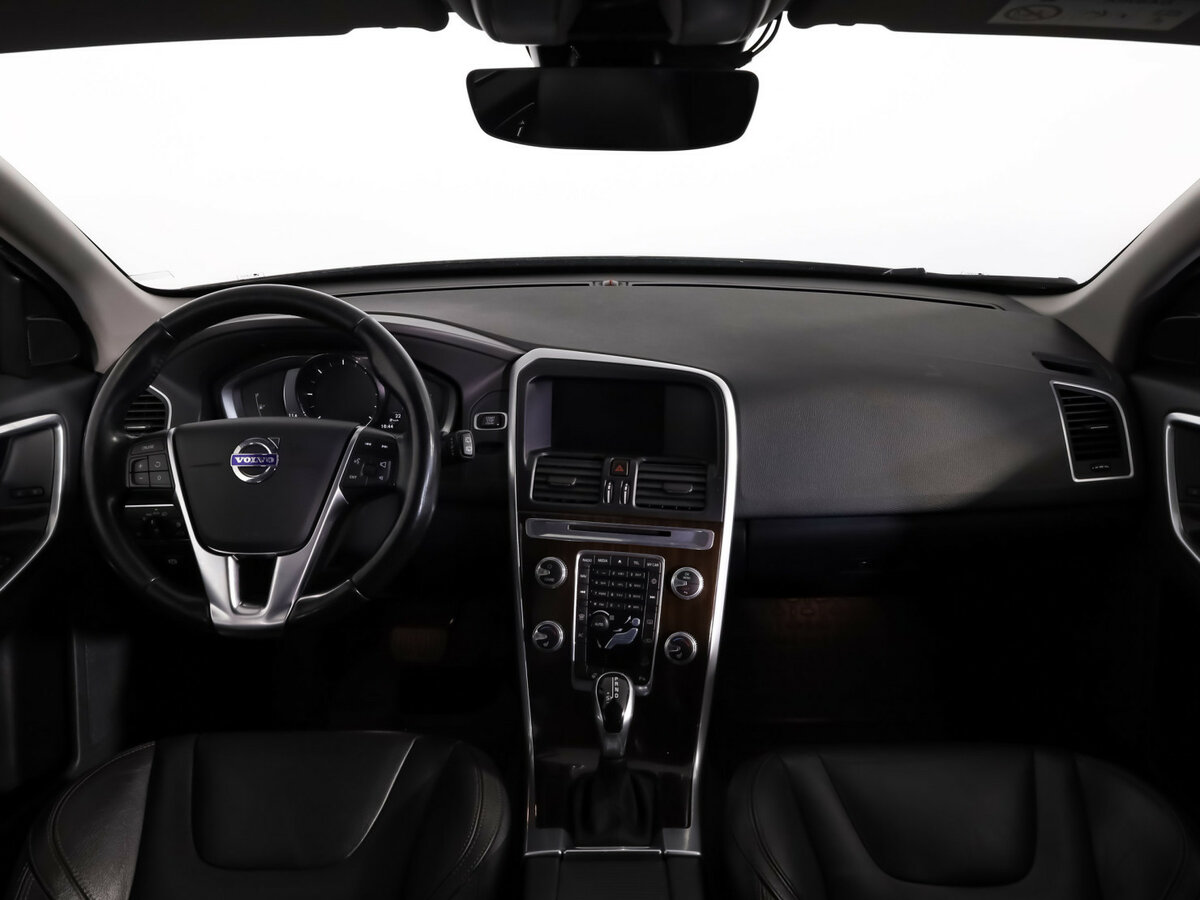Volvo XC60 б/у, 2017, Автоматическая. Фото: #7