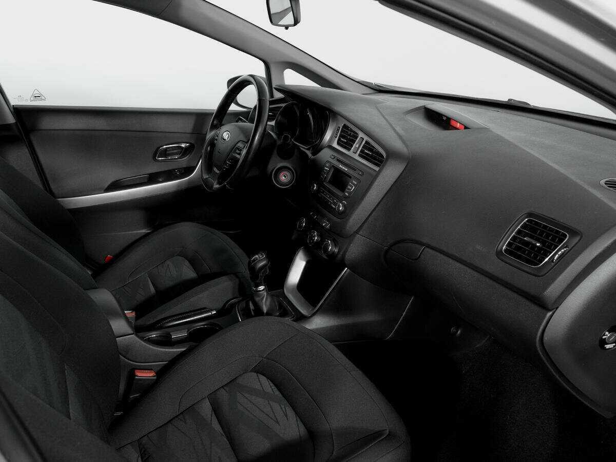 Kia Ceed б/у, 2015, Механическая. Фото: #8