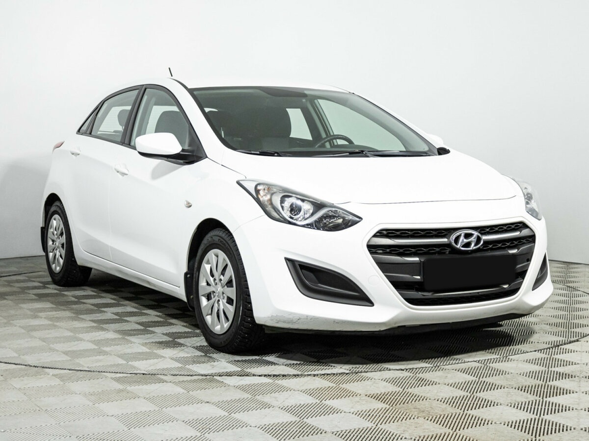 Hyundai i30 б/у, 2015, Автоматическая. Фото: #2
