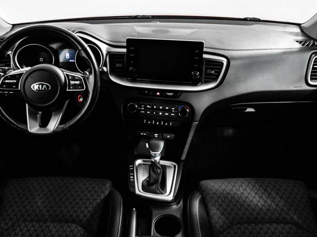 Kia Ceed б/у, 2020, Автоматическая. Фото: #10