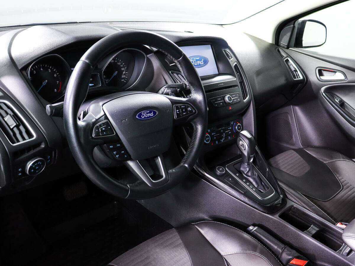 Ford Focus б/у, 2017, Автоматическая. Фото: #12
